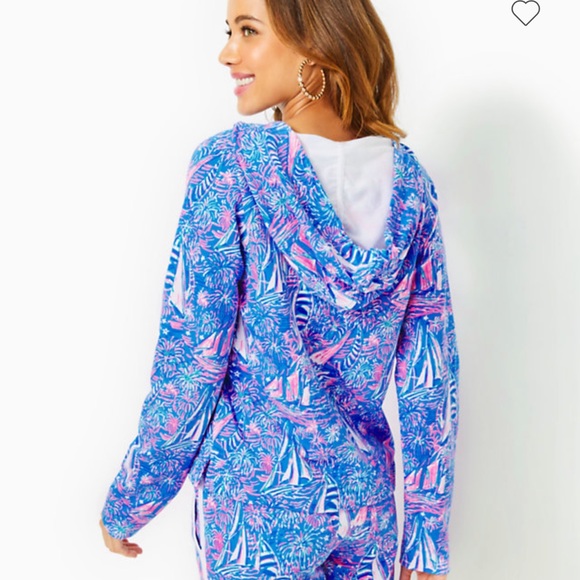 Lilly Pulitzer Tops - NWT Lilly Pulitzer Kiawah Long Sleeve Hoodie -  XL Boca Blue Its a Sailabration
